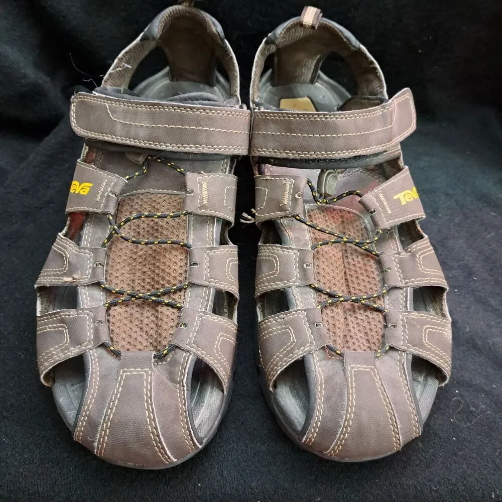 Teva Forebay Sandals Mens11 Brown Outdoor Fisherman Hiking Adjustable Water